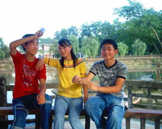 2006  (63)